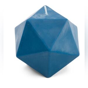 54 Celsius Water Elements Candle. Wite Lily & Ocean Breeze Scented. New In Box.